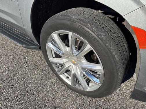 2023 Chevrolet Tahoe 4WD High Country