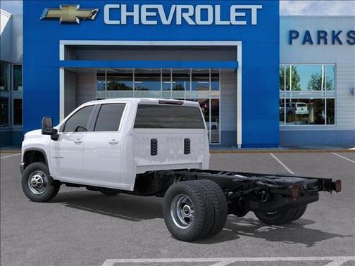 Summit White 2026 Chevrolet Silverado 3500 WT