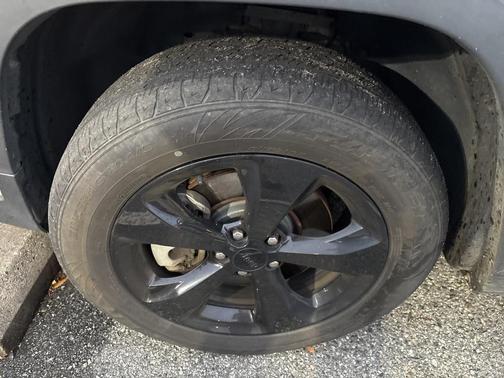 2019 Jeep Cherokee Altitude