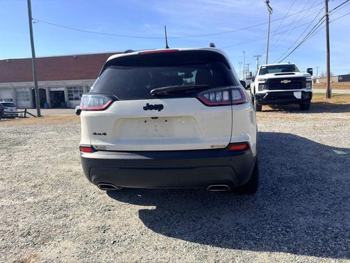 2019 Jeep Cherokee Altitude