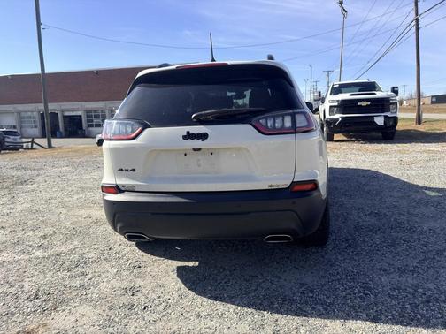 2019 Jeep Cherokee Altitude