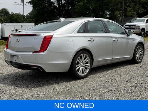 Radiant Silver Metallic 2018 Cadillac XTS Luxury