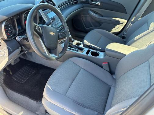 2015 Chevrolet Malibu 1LS