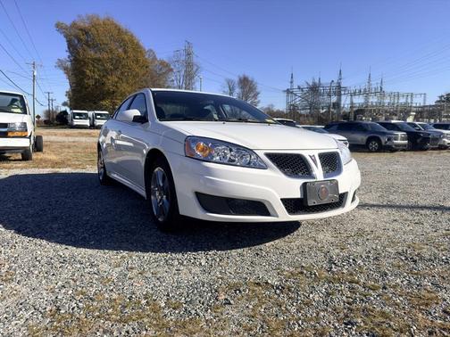 2010 Pontiac G6 Base