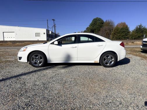 2010 Pontiac G6 Base