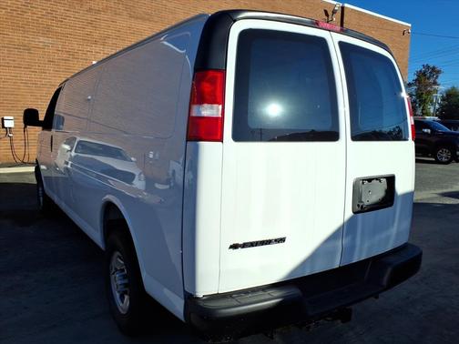 2025 Chevrolet Express 2500 RWD 2500 Extended Wheelbase WT