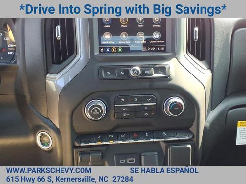 Summit White 2026 Chevrolet Silverado 2500 Custom