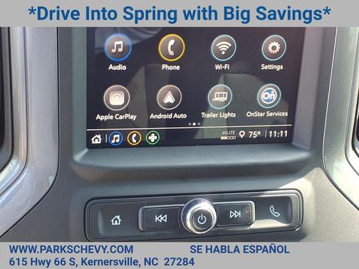 Summit White 2026 Chevrolet Silverado 2500 Custom