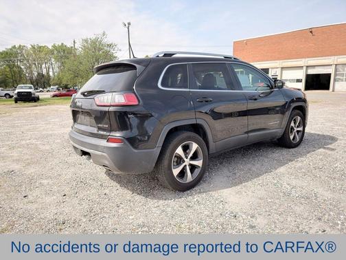 Diamond Black Crystal Pearlcoat 2020 Jeep Cherokee Limited