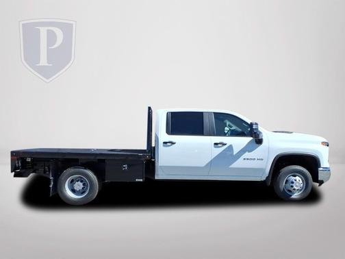 2025 Chevrolet Silverado 3500 WT