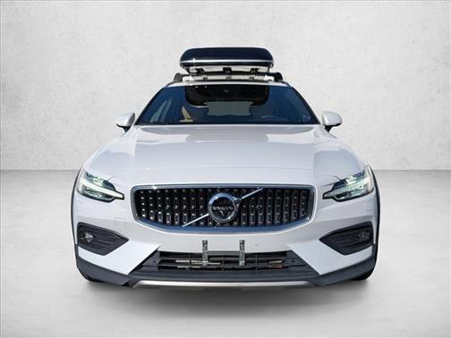 2020 Volvo V60 Cross Country T5