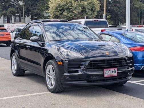 2021 Porsche Macan AWD