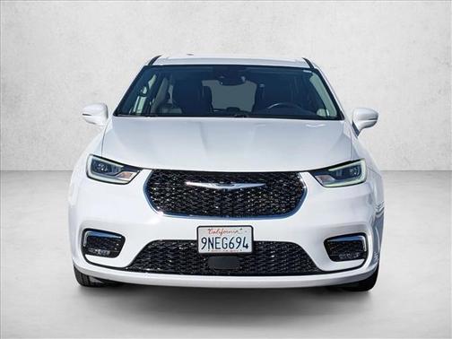 2022 Chrysler Pacifica Hybrid Touring L