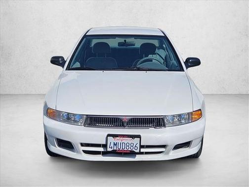 2000 Mitsubishi Galant Base