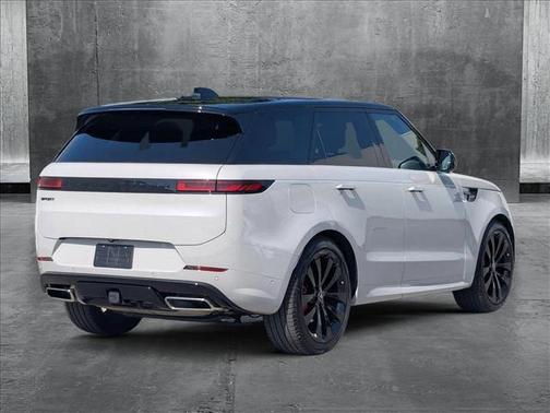 2024 Land Rover Range Rover Sport SE