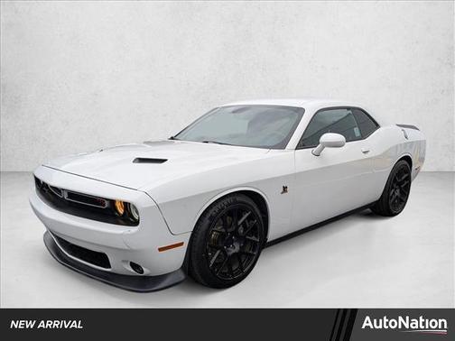 White Knuckle Clearcoat 2018 Dodge Challenger R/T Scat Pack