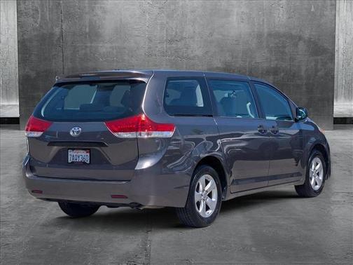 2013 Toyota Sienna SE