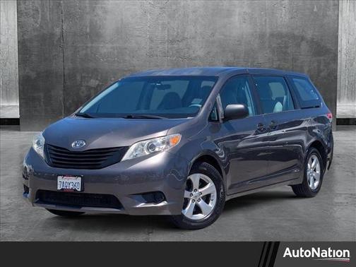 2013 Toyota Sienna SE