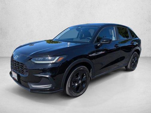 Crystal Black Pearl 2023 Honda HR-V LX