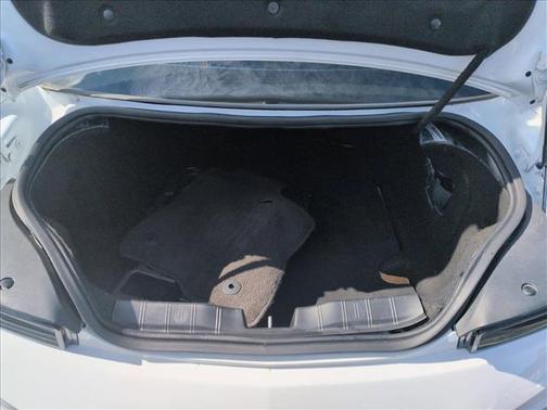 Summit White 2016 Chevrolet Camaro 2SS