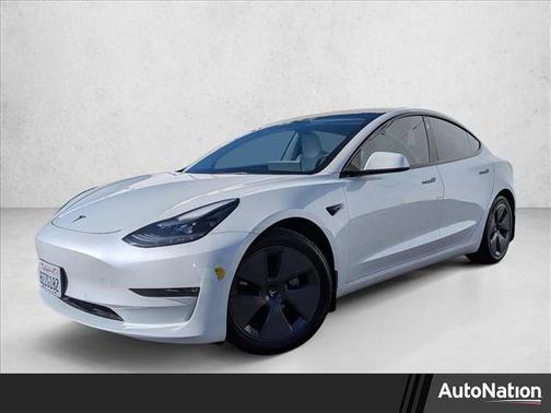 2022 Tesla Model 3 Long Range
