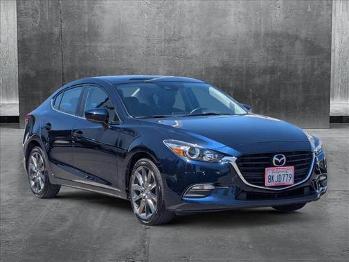 2018 Mazda Mazda3 Touring