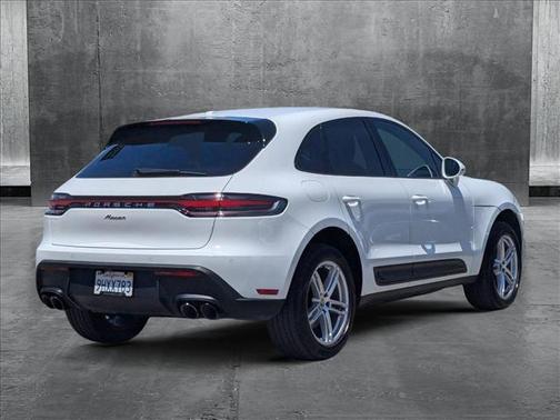 2022 Porsche Macan Base