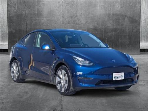 2021 Tesla Model Y Long Range Dual Motor All-Wheel Drive