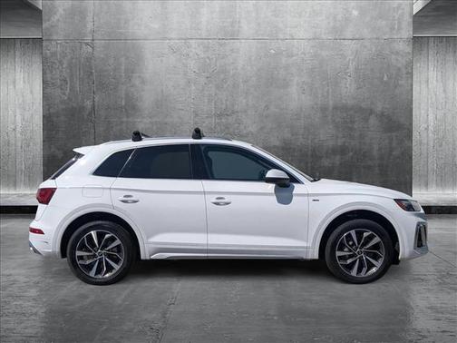 2023 Audi Q5 45 S line Premium Plus