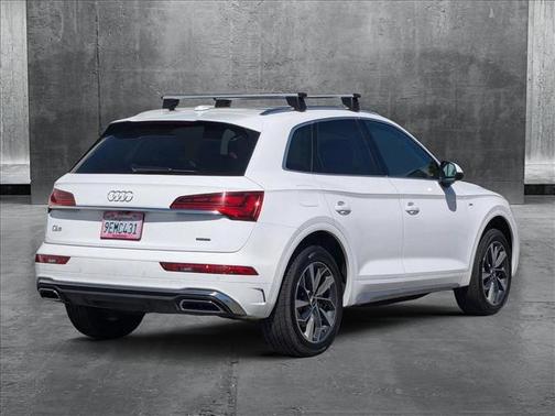 2023 Audi Q5 45 S line Premium Plus