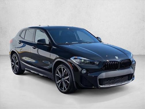 Black Sapphire Metallic 2018 BMW X2 sDrive28i