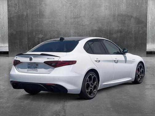 2022 Alfa Romeo Giulia Ti