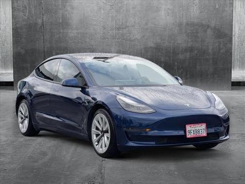2022 Tesla Model 3 Standard Range