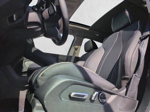 2026 Acura RDX Advance Package