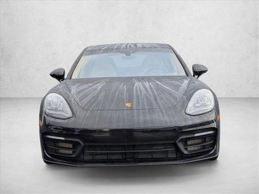 2022 Porsche Panamera 4