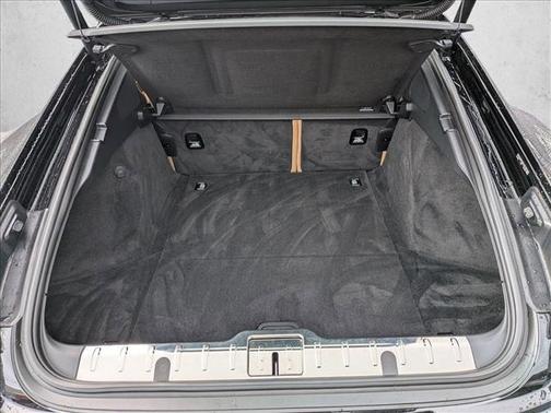 2022 Porsche Panamera 4