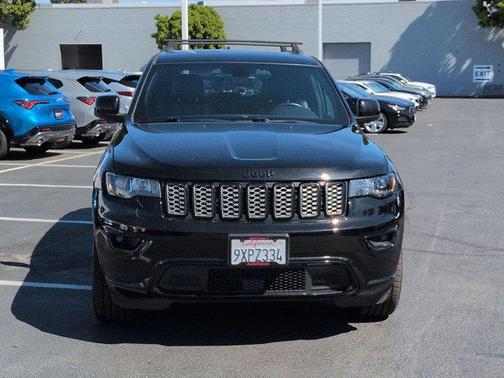 2018 Jeep Grand Cherokee Altitude