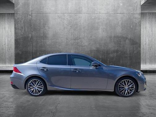 2018 Lexus IS 300 Base