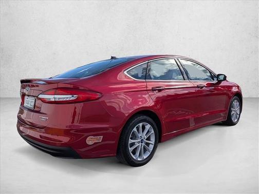 2020 Ford Fusion Plug-In Hybrid Titanium
