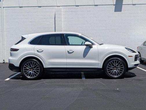 2023 Porsche Cayenne AWD