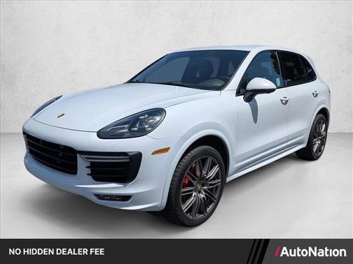 Carrara White Metallic 2016 Porsche Cayenne GTS