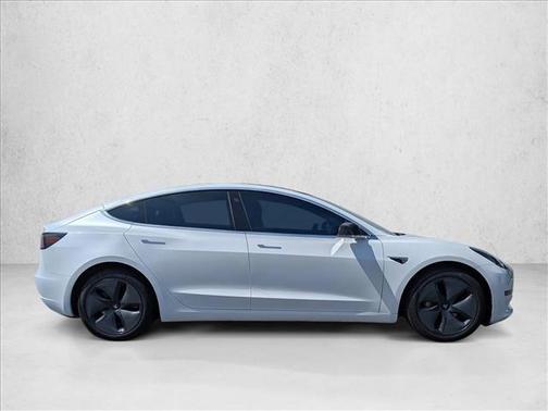Pearl White Multi-Coat 2020 Tesla Model 3 Long Range