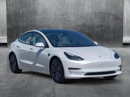 2022 Tesla Model 3 Long Range