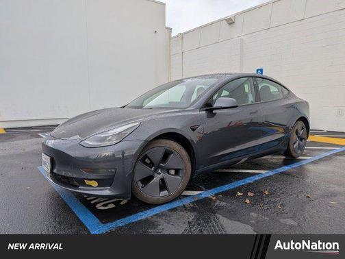2022 Tesla Model 3 Long Range