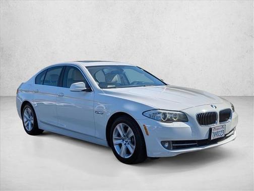 2013 BMW 528 528i