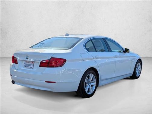 2013 BMW 528 528i