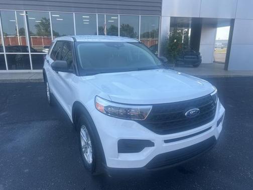 2023 Ford Explorer Base
