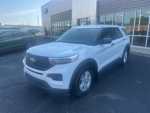2023 Ford Explorer Base