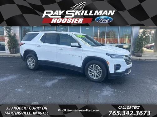 2023 Chevrolet Traverse LT Cloth