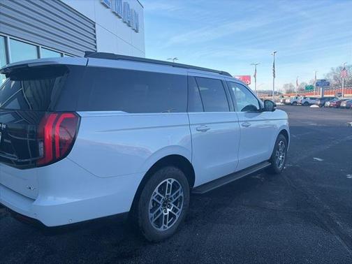 2025 Ford Expedition Max Active 4x4